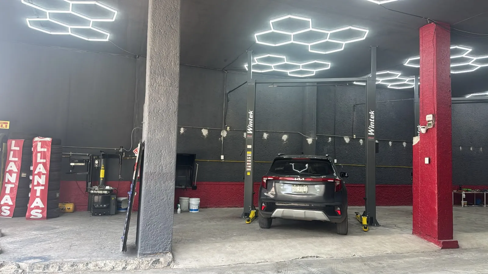 Fachada de la sucursal Avante Cuernavaca en Av. Plan de Ayala